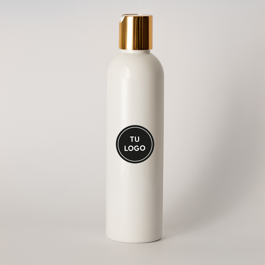 Shampoo libre de sales y parabenos, con aroma